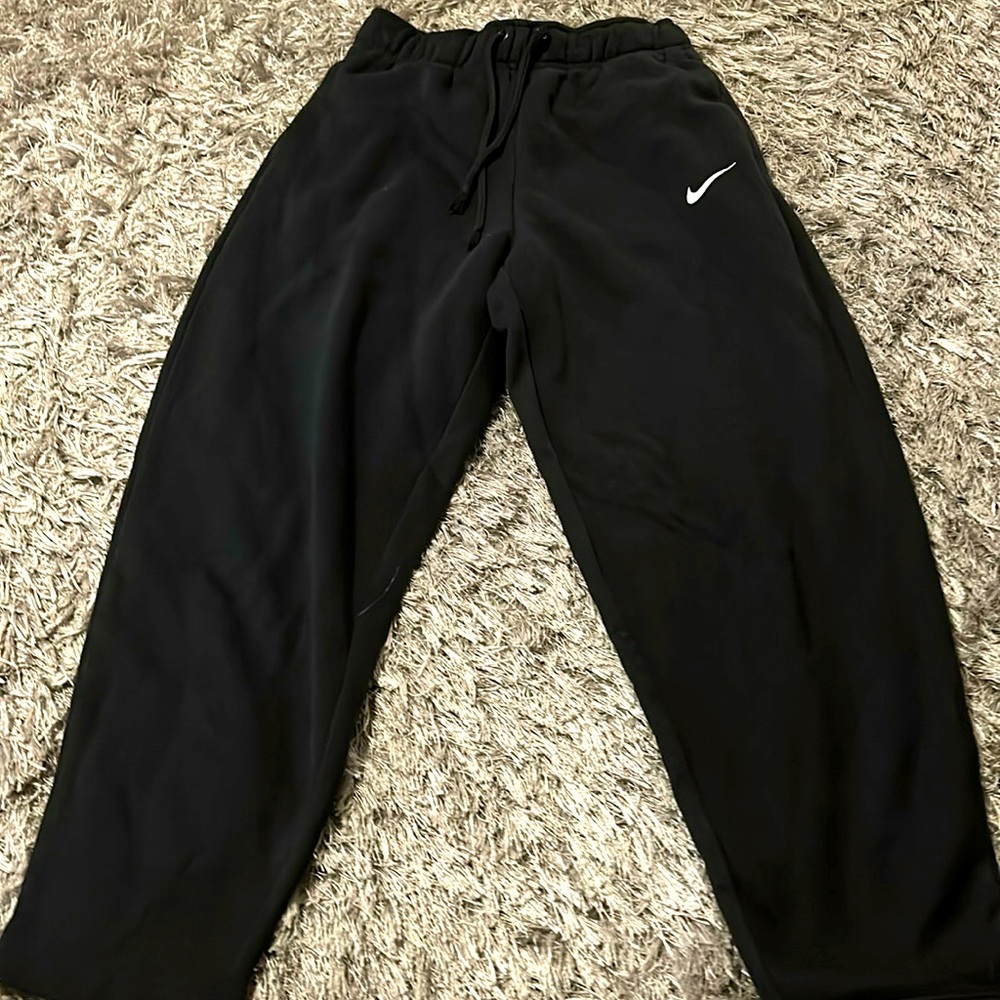 Nike sweatpants size xs